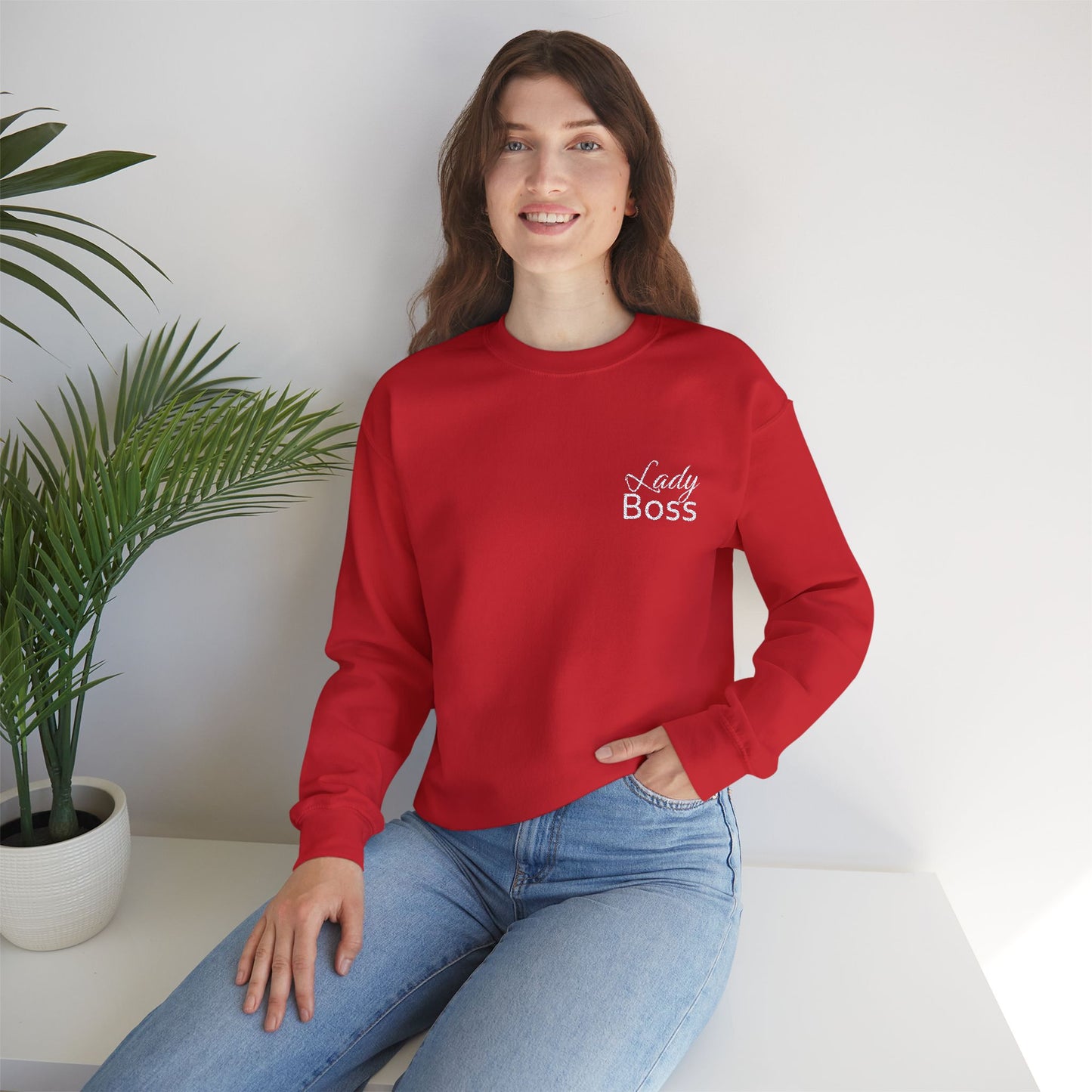 Besticktes „Lady Boss“-Sweatshirt (weißer Text)