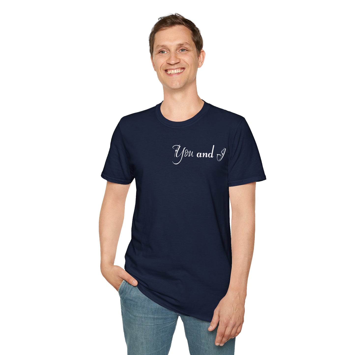 Farbenfrohes Valentinstag-T-Shirt für Paare mit KLEINEN Text „DU UND ICH“