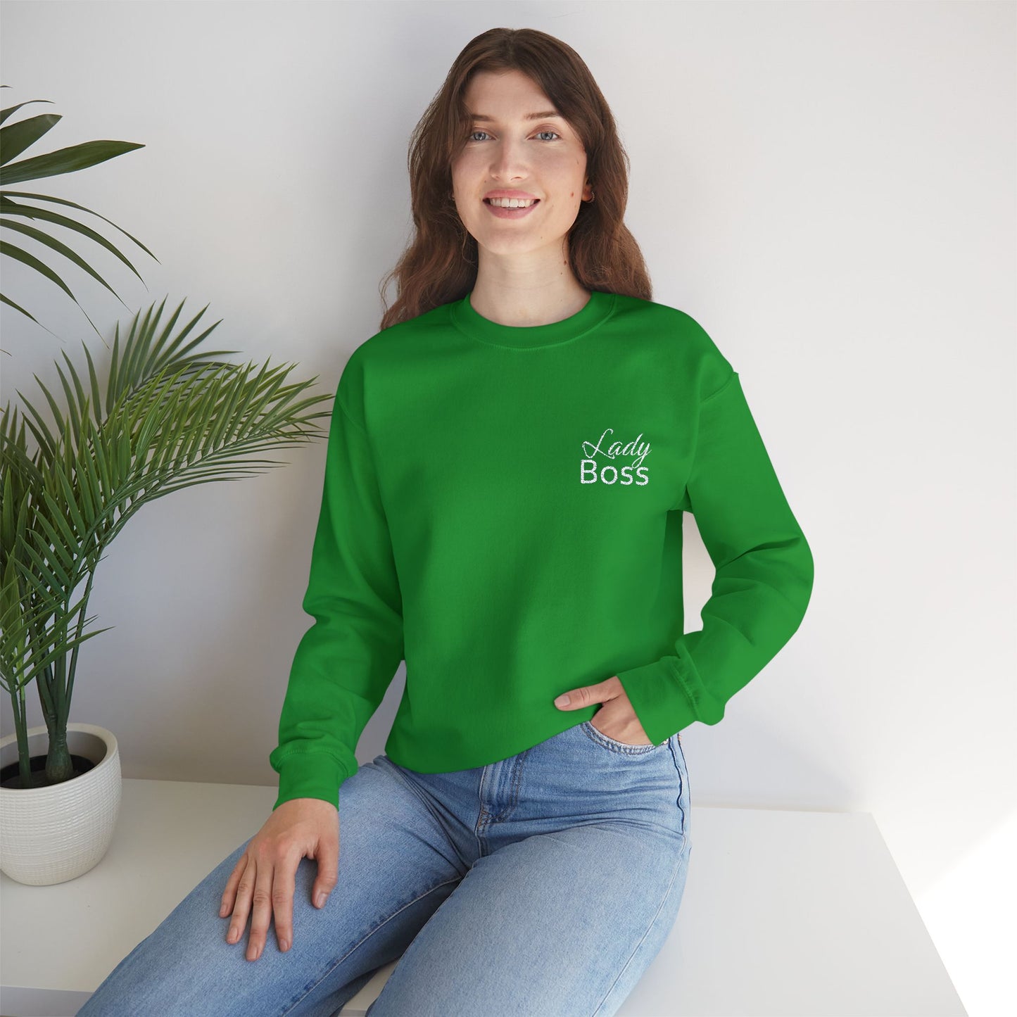 Besticktes „Lady Boss“-Sweatshirt (weißer Text)