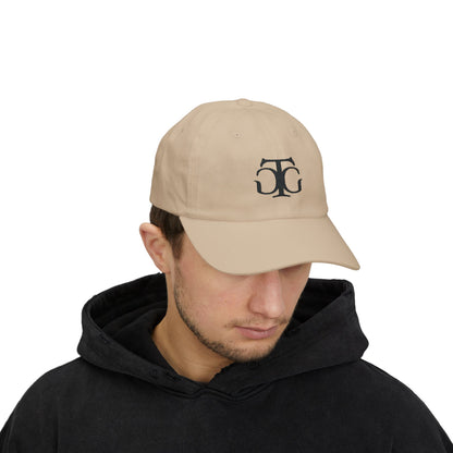 Elegant Unisex Signature Cap with Embroidered Brand Logo