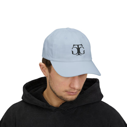 Elegant Unisex Signature Cap with Embroidered Brand Logo