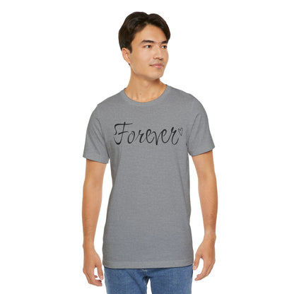 Basic-T-Shirt für Paare zum Valentinstag mit GROSSEM Text „FOREVER“