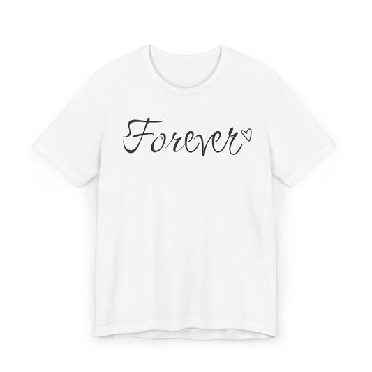 Basic-T-Shirt für Paare zum Valentinstag mit GROSSEM Text „FOREVER“