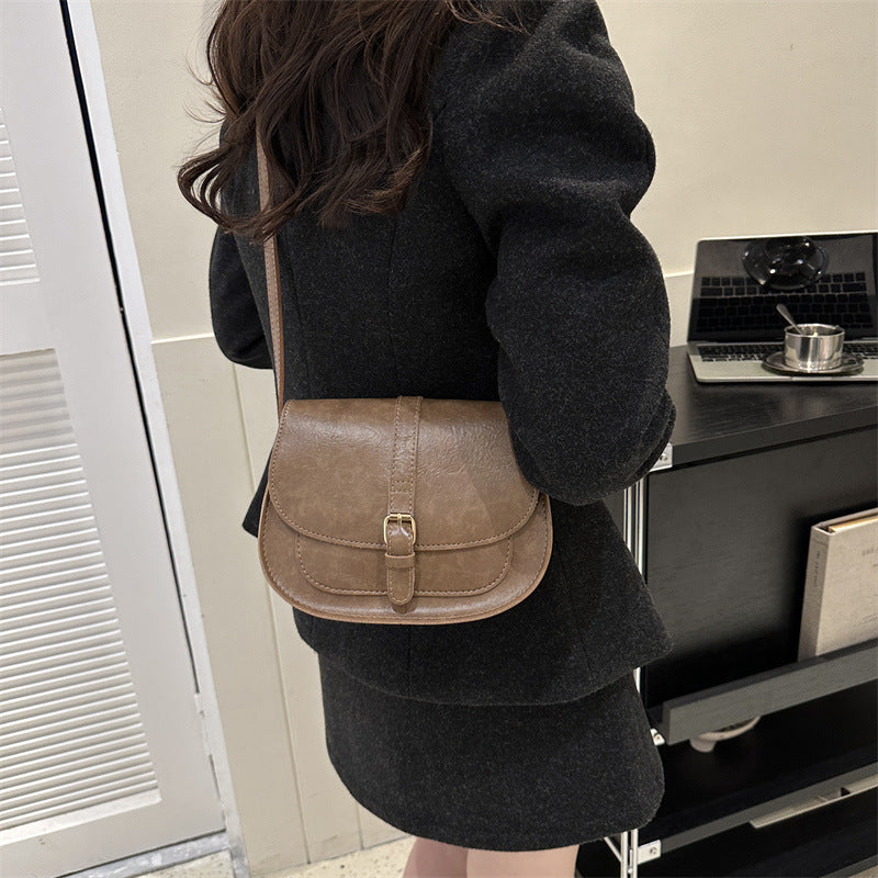NGTG EVERYDAY Ready-To-Go Saddle Shoulder Bag